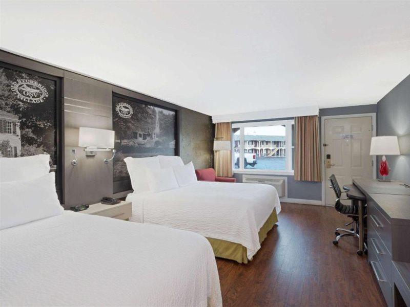 Hotel Super 8 By Wyndham Sturbridge Exterior foto