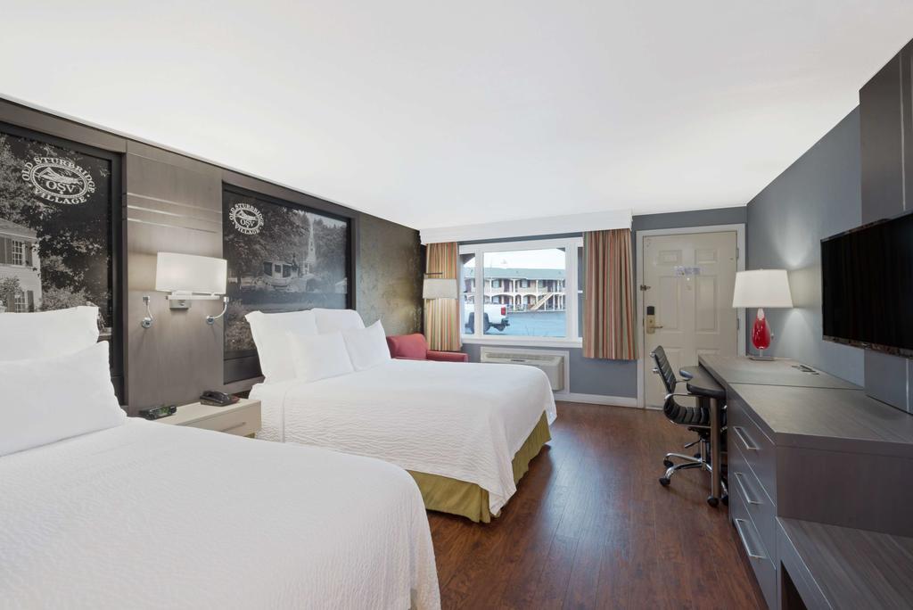 Hotel Super 8 By Wyndham Sturbridge Exterior foto